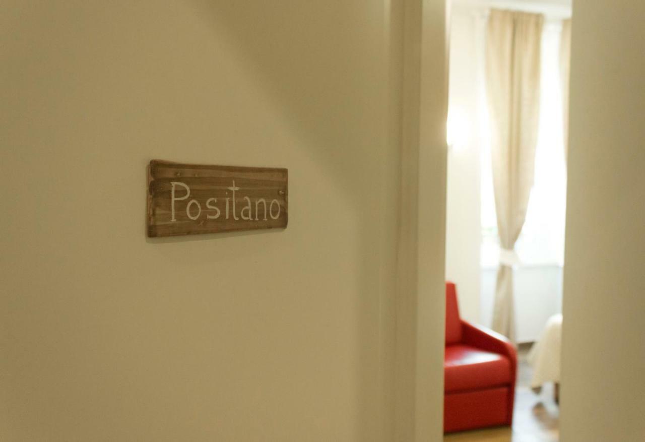 Rooms Stazione Centrale Napoli Eksteriør bilde