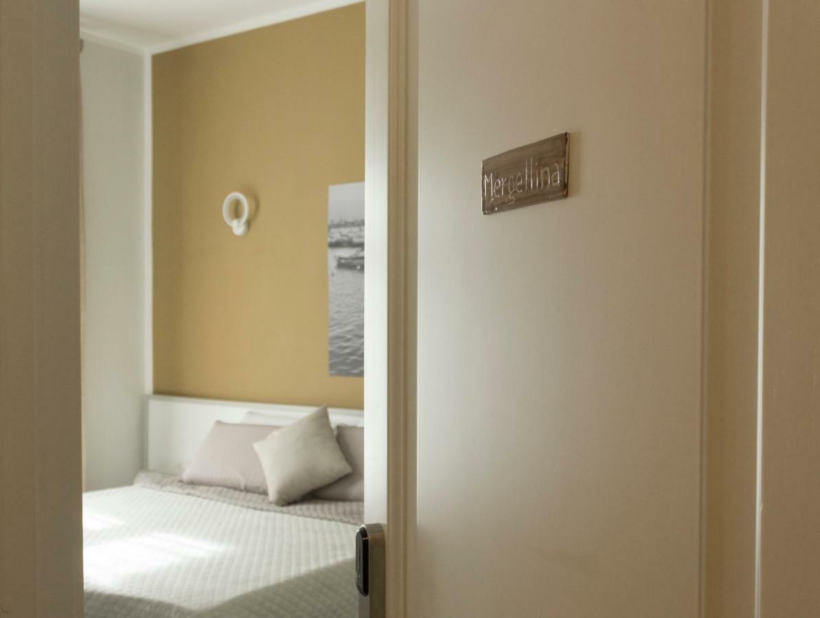 Rooms Stazione Centrale Napoli Eksteriør bilde